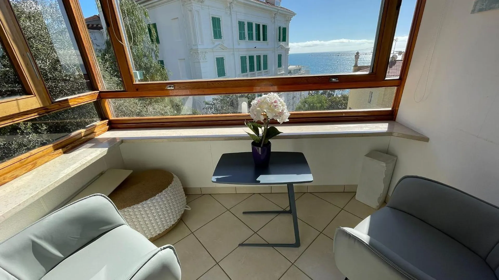 Flower Sea Hope-Con Posto Auto A 10 Minuti Dalla Spiaggia Sanremo Apartment